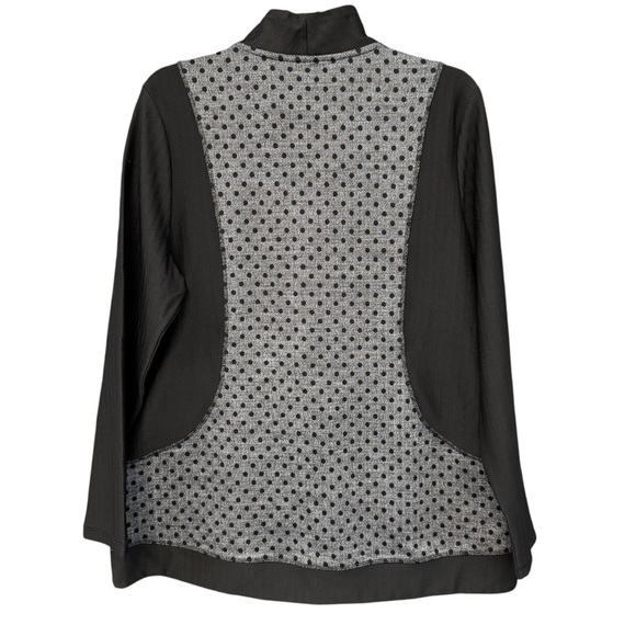 Chico’s Zenergy Black Gray Zip Front Activewear Jacket Women’s Size 2 L 12/14 - Picture 3 of 7